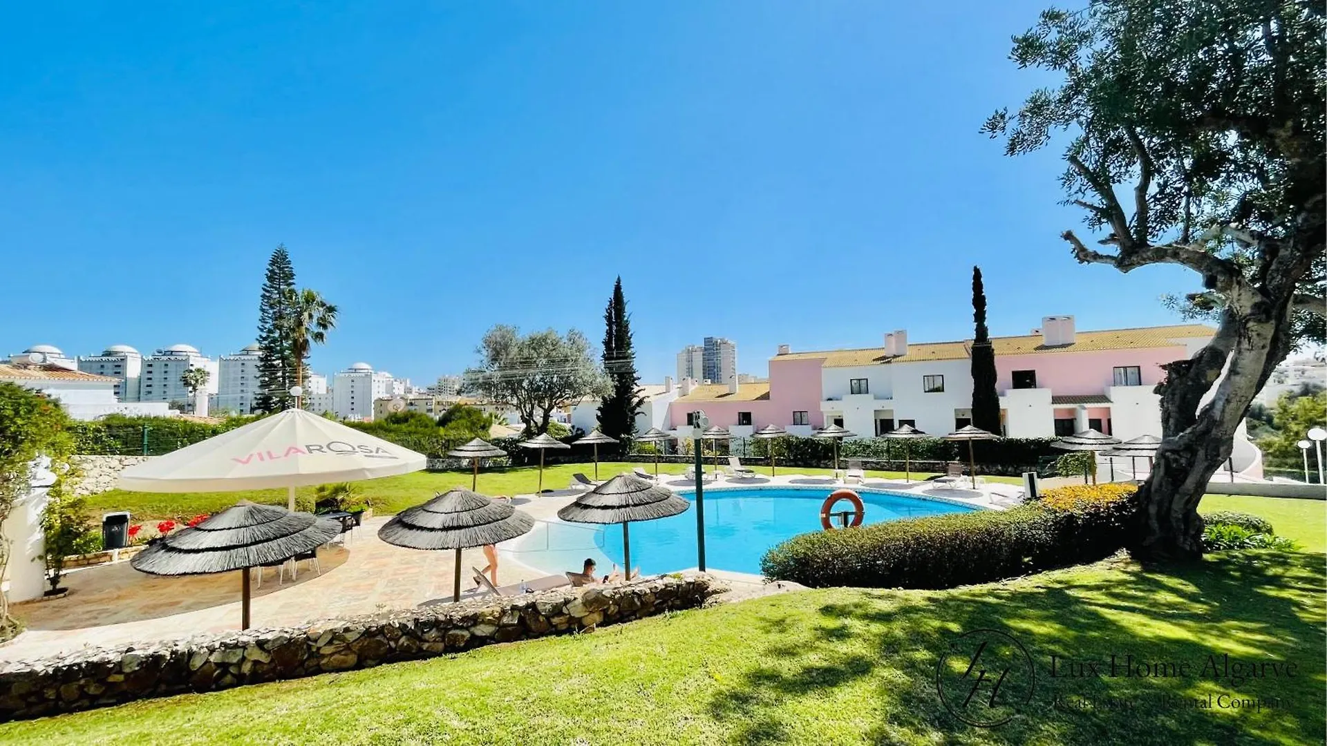 Elsarosa - Beach 500M - 2 Pools - Tennis & Padel Portimao 0*,  Portugal